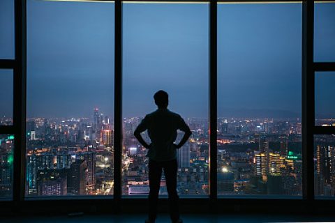 上海注册公司法人和股东可以作为一个人吗？